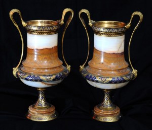 Vaze par-pehar vaze Epoha restauracija Visina: 31,5 cm