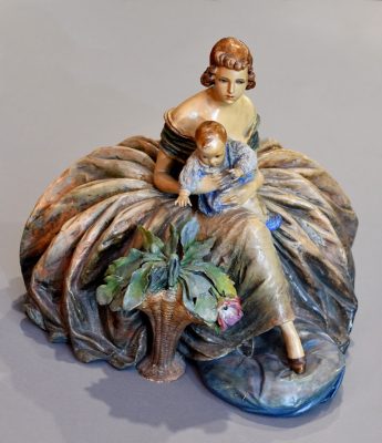 italija,1930.godina,popisano.visina 30 cm