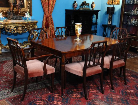 trpezarija engleska,1920.godina mahagoni,potpis majstora